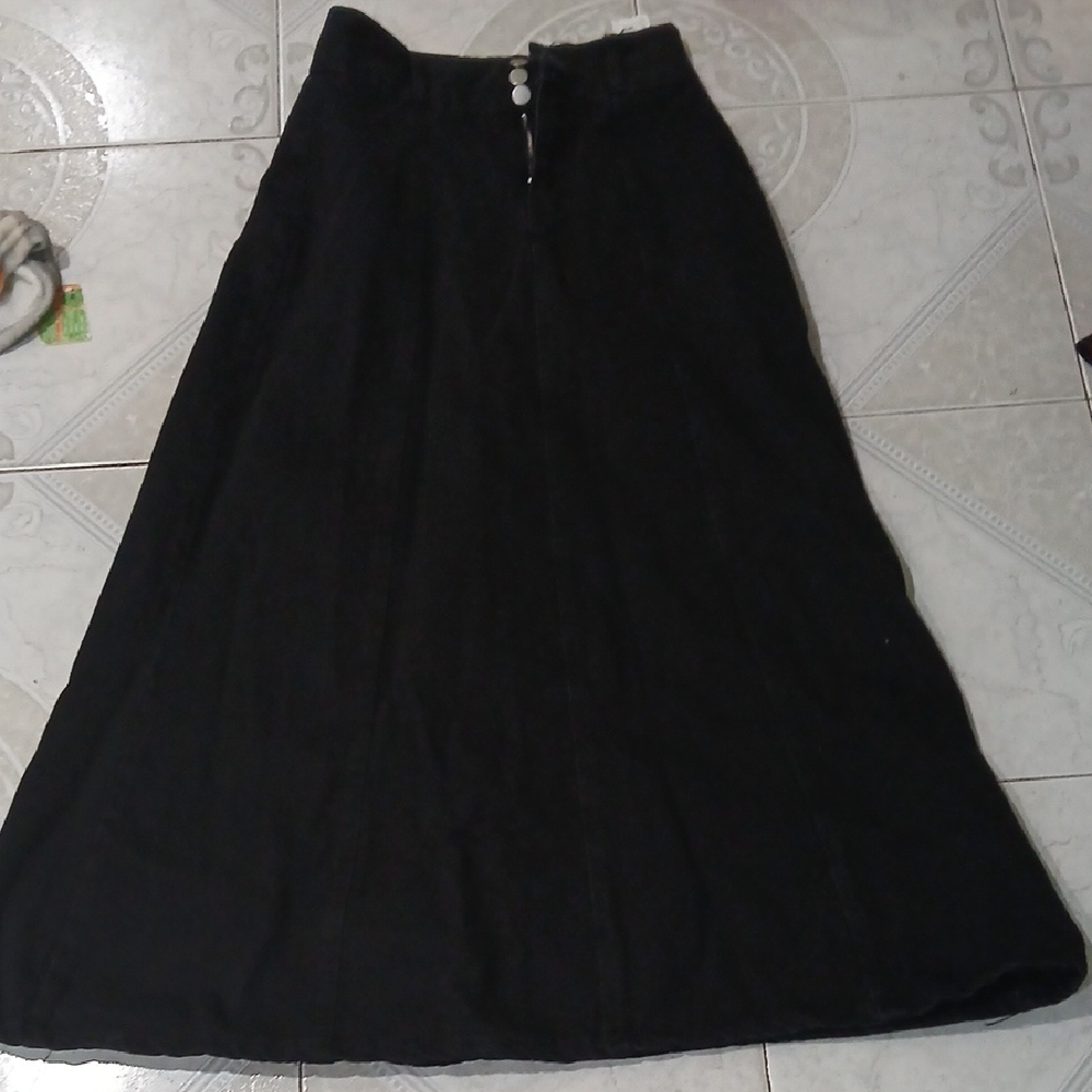 SHEIN Black Maxi Skirt
